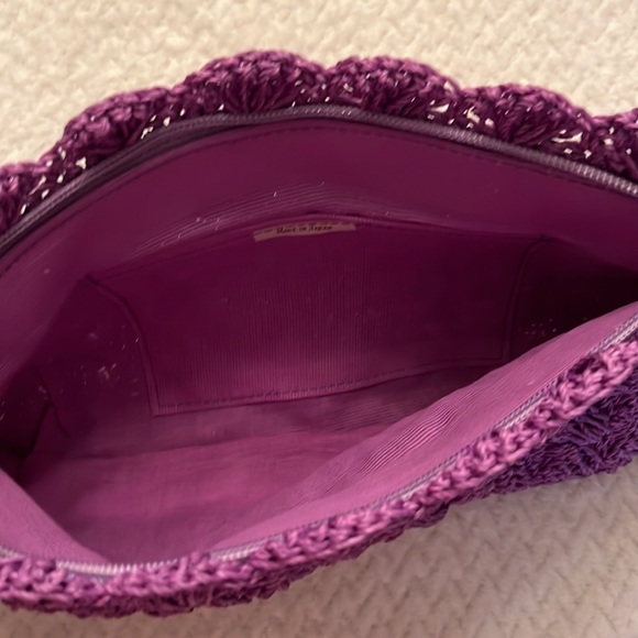 Vintage Purple Crochet Hand Bag Zip Closure - Picture 3 of 5